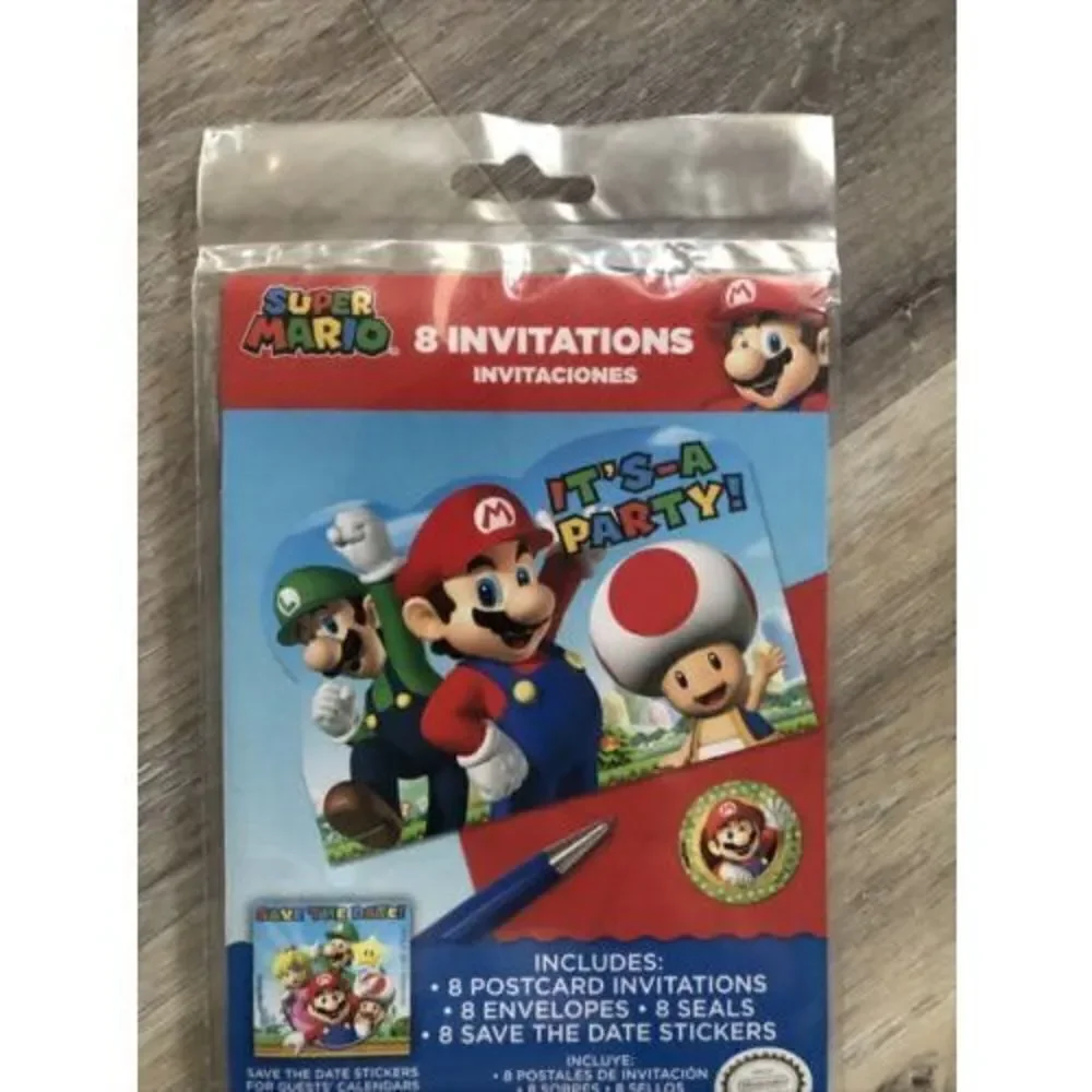 Super Mario Brothers  8 Invitations Count Birthday Party Invitations Kit.